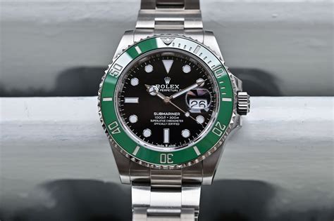 rolex submariner list price.